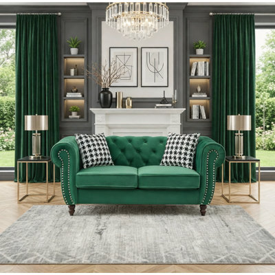 Canapé 65 po en tissu d'ameublement Chesterfield