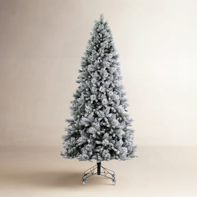 Gilio 10' Artificial Pine Christmas Tree