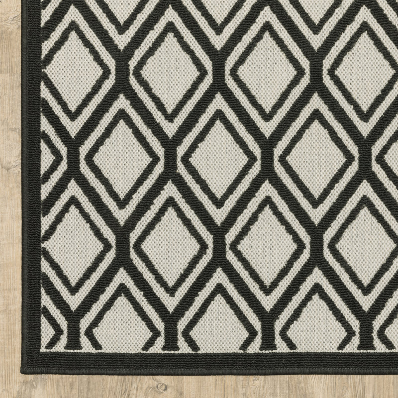 Tapis intérieur / extérieur gris clair / noir Musgrove, Tapis de couloir de 1 pi 10 po x 7 pi 3 po