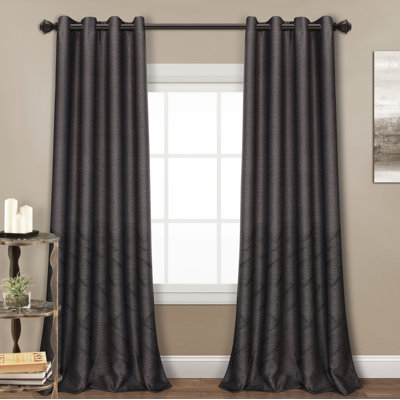 Panneau de rideau simple à oeillets assombris de chambre Baileyton