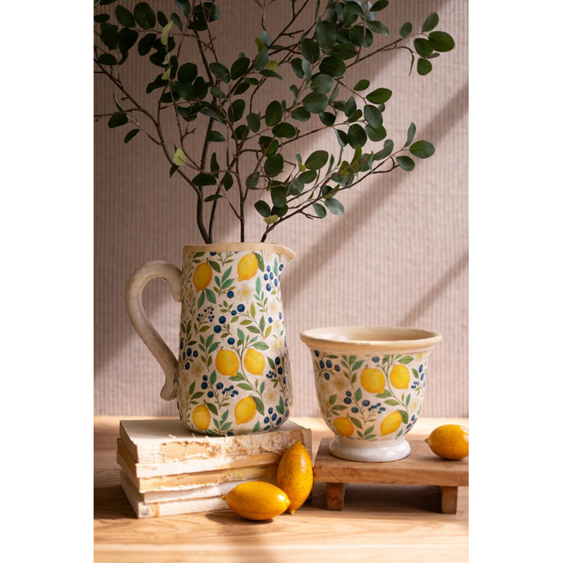 ENSEMBLE DE DEUX PITCHER ET VAS EN CIMENT - LEMONS