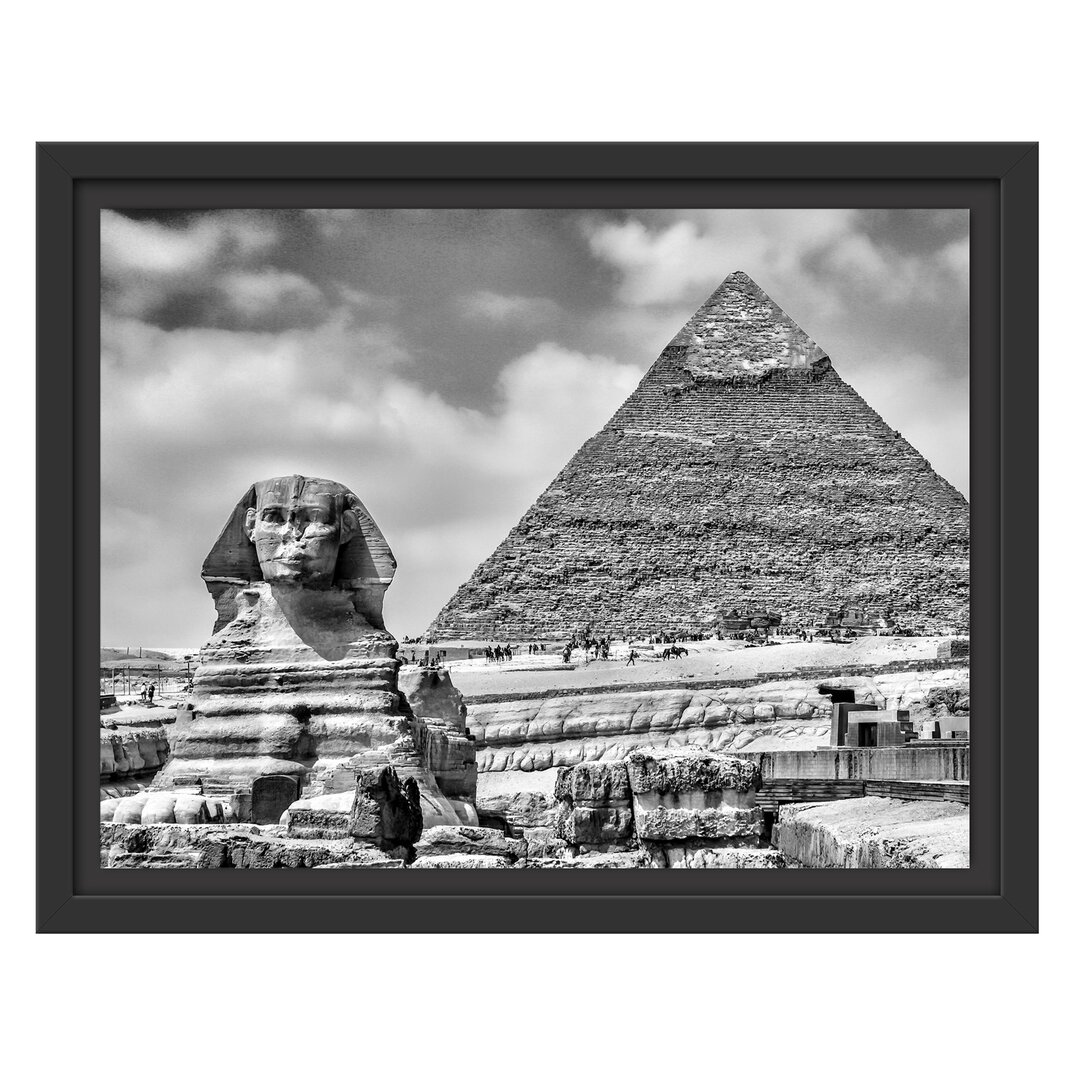 Gerahmtes Wandbild Sphinx von Gizeh mit Pyramide