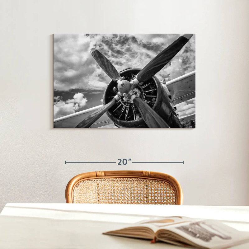 Mehar Monochrome Propeller, 16" H x 24" W