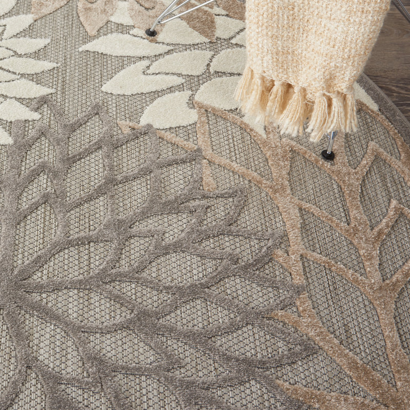Weon Floral Hand Woven Indoor / Outdoor Area Rug, Rectangle 183 x 274cm