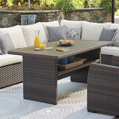 Table de patio d'extérieur multi-usage en résine tressée, style Easy Isle, finition brun foncé, table d'appoint d'extérieur résistante aux intempéries pour patio, terrasse, porche, balcon et jardin