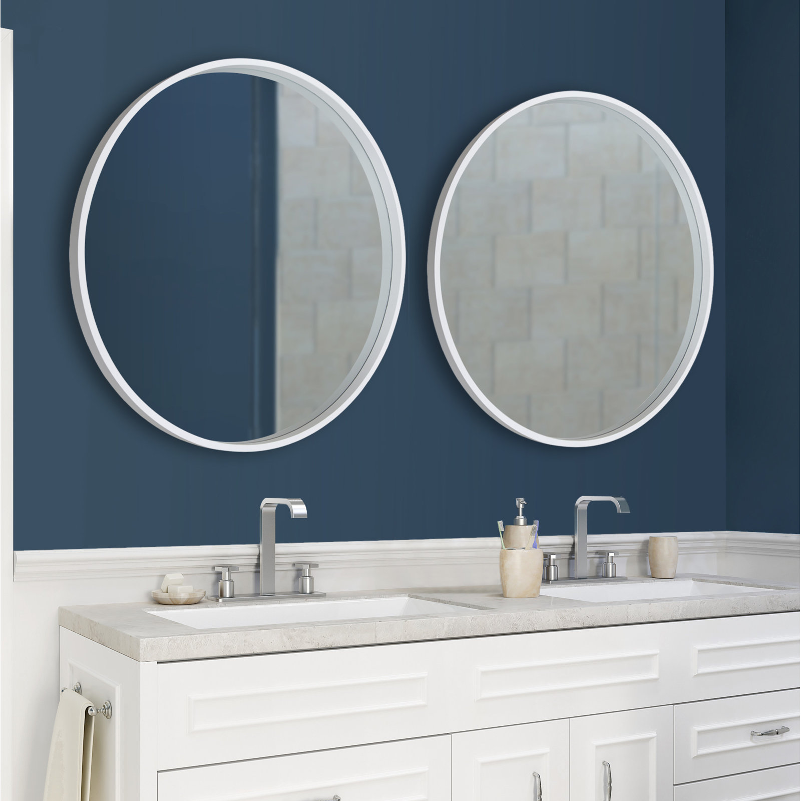 Arranjeet Modern Round Wall Mirror, 25.6" x 25.6", White