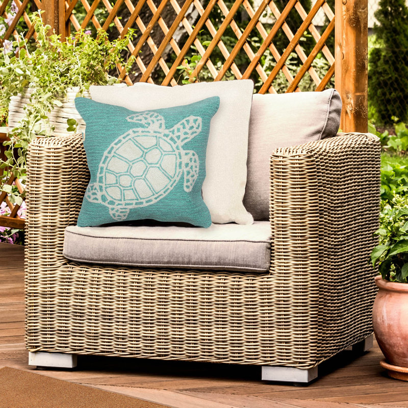Blue Turtle Hand Hooked Indoor/Outdoor Square Pillow Set