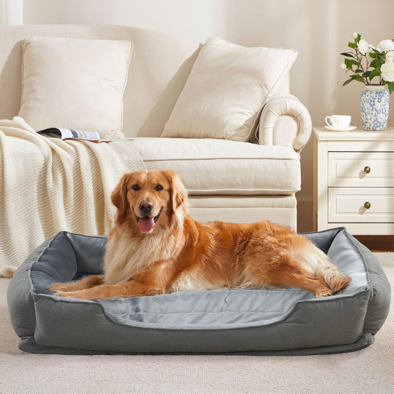 Lit pour animal de compagnie texturé en peluche rectangulaire avec doublure en micro vison, H 11 po x l 35 po x P 48 po, Gris