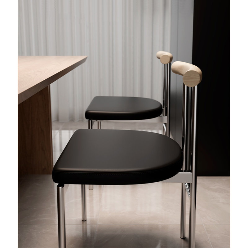 Chaise en acier inoxydable à dossier minimaliste en bois massif pour un usage domestique, Beige