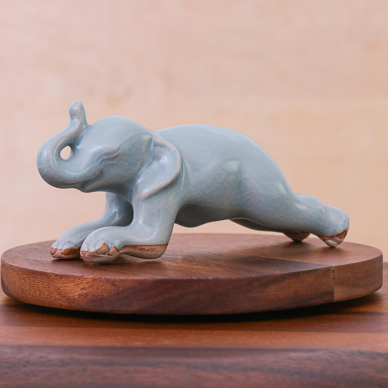 Figurine