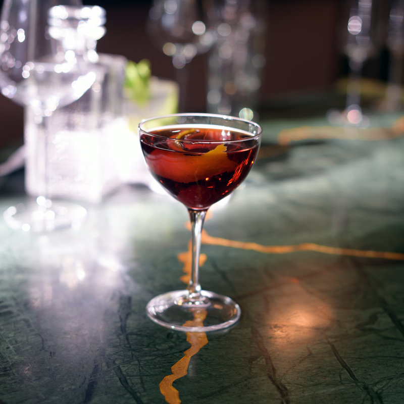 Bartender 8 oz. Novecento Martini Cocktail Glasses