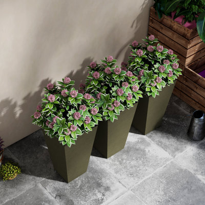 Ensemble de 3 pots à fleurs de 28 po de hauteur avec trous de drainage et bouchon Outsunny, pots de fleurs en plastique artificiel pour l'extérieur, l'intérieur, le jardin, le patio, brun foncé