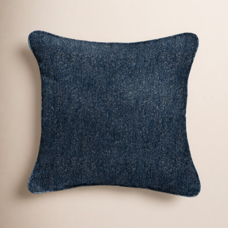 Coussin intérieur / extérieur Alaina Sunbrella® Boucle, 16 po x 16 po, Indigo