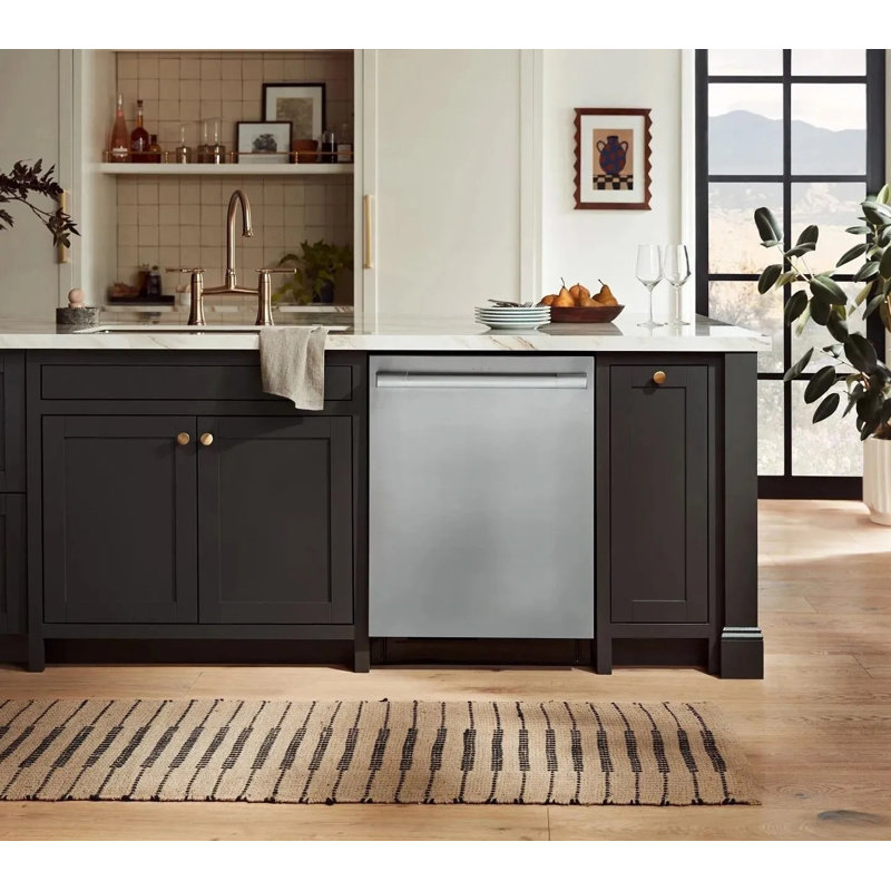 Signature Kitchen Suite 24" Top Control Stainless Smart Dishwasher