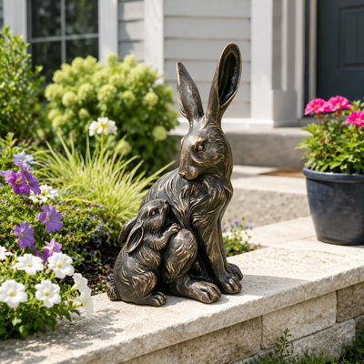 Statue de jardin représentant une mère lièvre et son petit enlacés, sculpture animalière vintage décorative pour allée, parterre de fleurs, pelouse, patio, entrée, jardin de ferme
