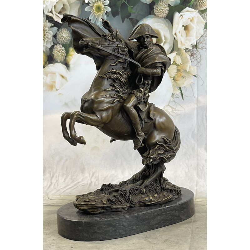 Sculpture Obyrne Napoléon traversant les Alpes