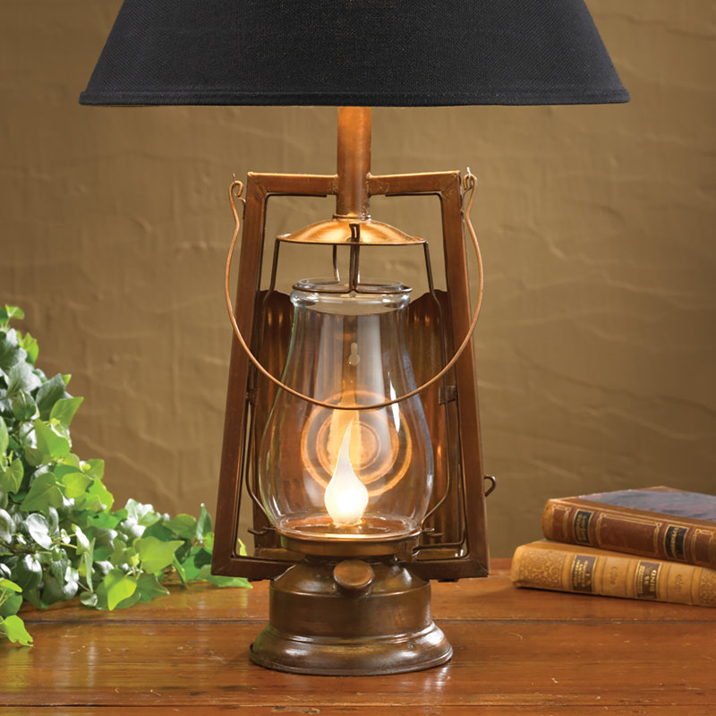Lampe de table en métal Radslavice