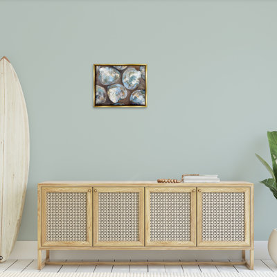 «Clam Shell Pattern Floater Frame» par Jeanette Vertentes sur toile