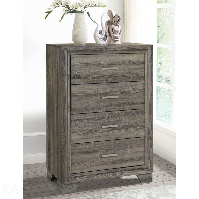 Commode à 4 tiroirs en chêne brun