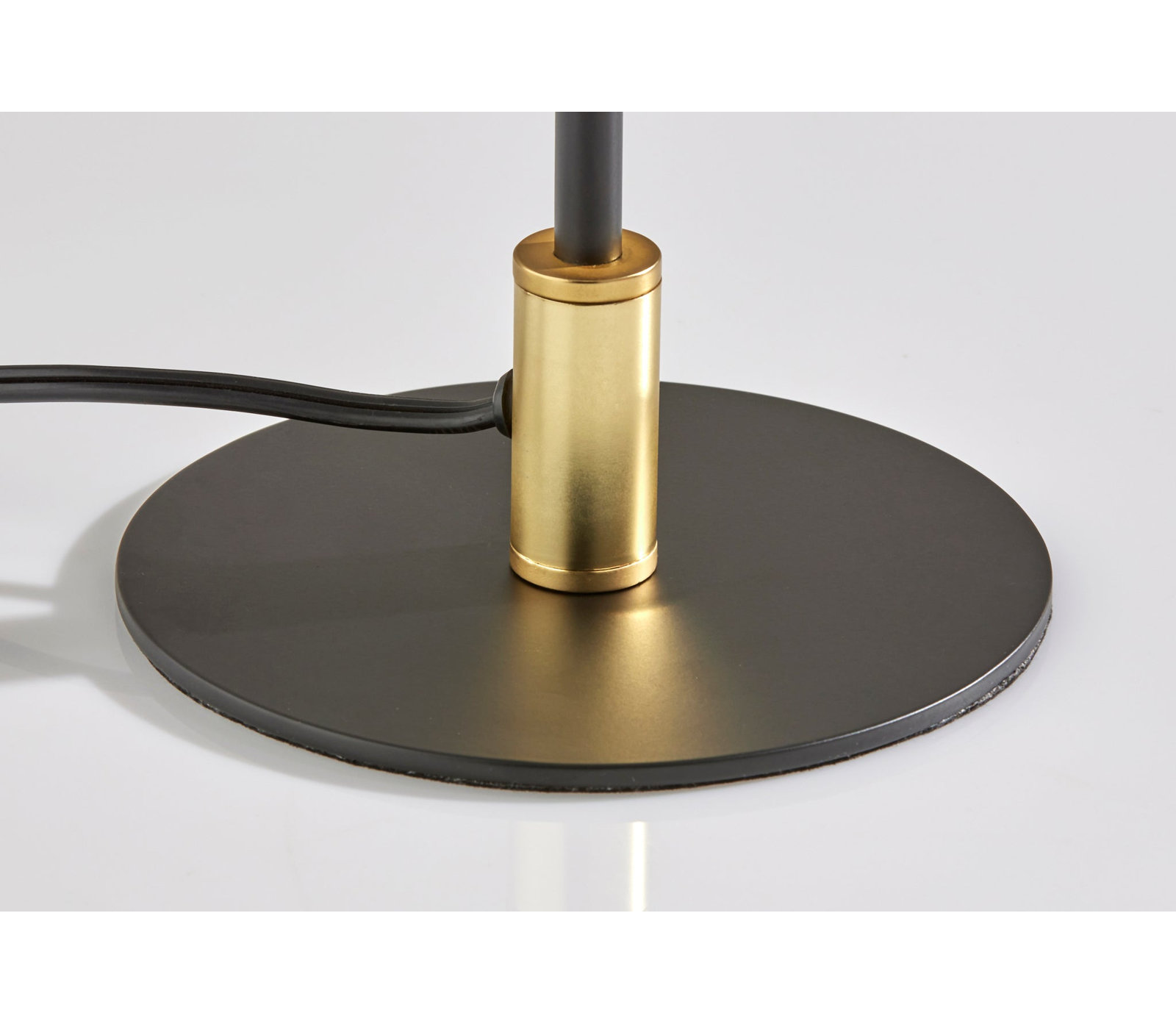 Abington Metal Desk Lamp, Brass, Brass