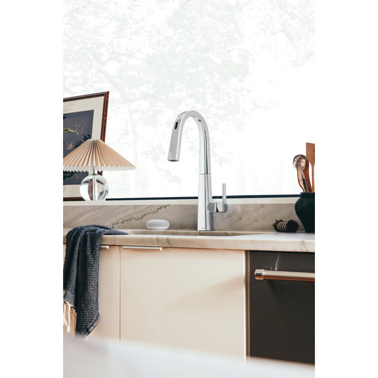 Moen Nio Smart Faucet Touchless Pull Down Sprayer Kitchen Faucet with Voice Control