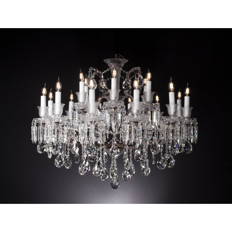 Lustre à plusieurs niveaux de style bougie 19 lumières avec accents en cristal Rodrigues, Rustique