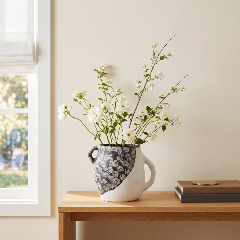 Attamore Table Vase 1