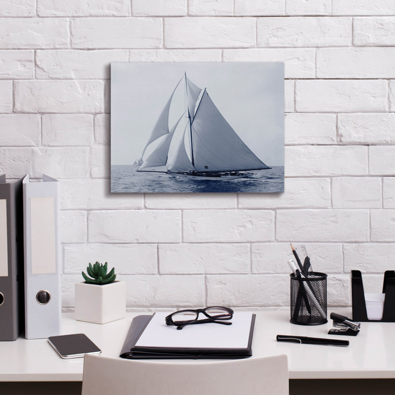 «Indigo Yacht 2» par Stellar Design Studio, H 12 po x l 16 po x P 0,75 po