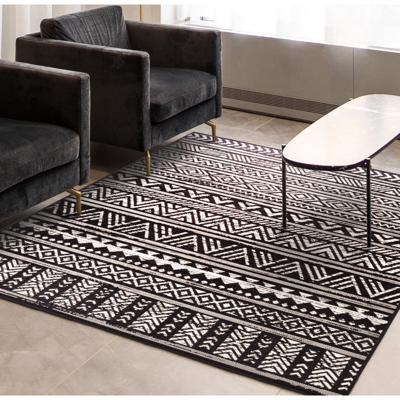 Hendershot Washable Indoor / Outdoor Rug, Rectangle 3' x 5'