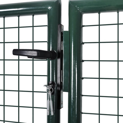 Metal Gate
