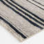 Tapis d'intérieur en polyester beige / noir Bungalow Rose Plath Sartell-1541584587