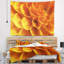 Tapisserie jaune à motif floral abstrait-28485949