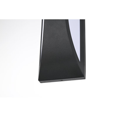 Nyran Outdoor Wall Sconce in Black
