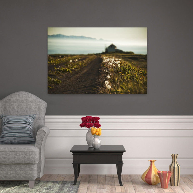 Chemin de pissenlits vers la mer, paysage côtier paisible et serein, affiche murale, H 32 po x l 48 po