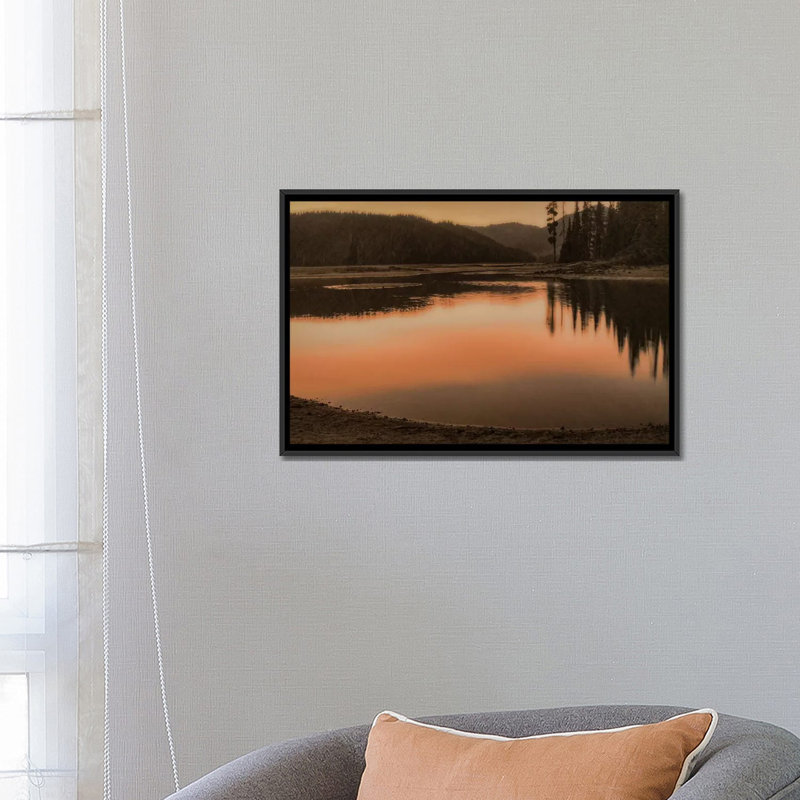 « sparks lake coucher », reproduction de photo sur toile, Toile encadrée noire, H 8 po x l 18 po x P 26 po, Pas de tapis