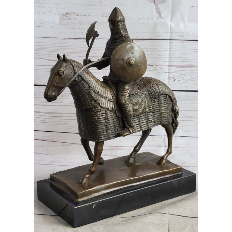 Statue de chevalier médiéval européen en bronze à cheval