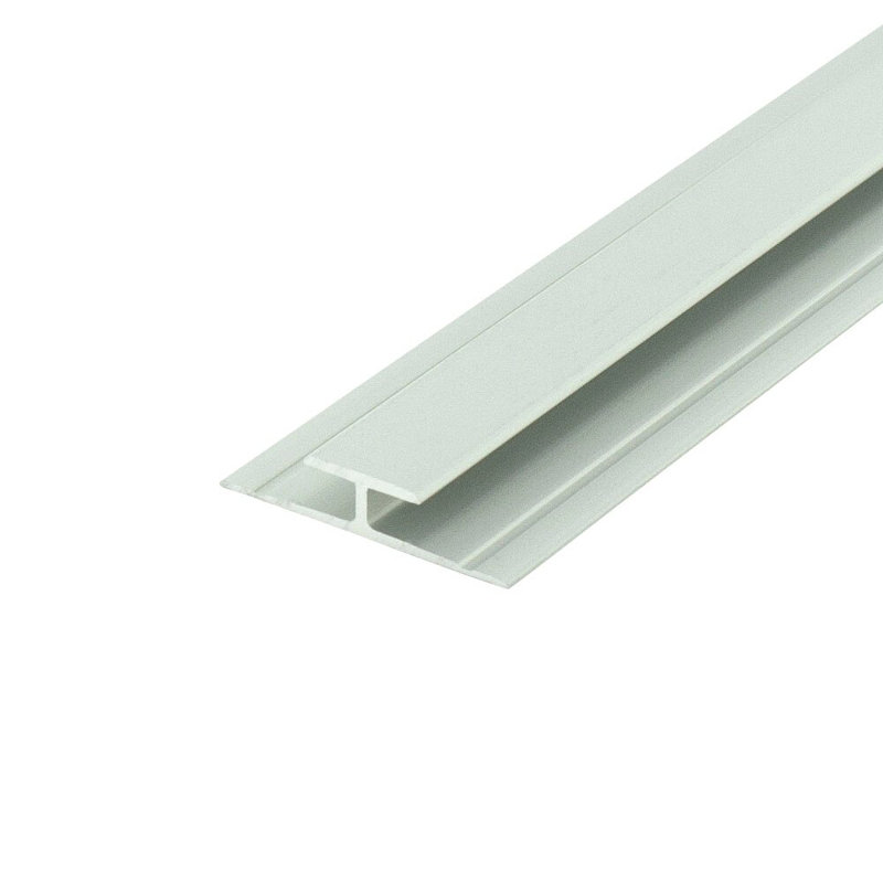 Le profilé en aluminium Outwater H s'adapte au matériau de la moulure de séparation en aluminium anodisé transparent (satiné) de 1/8 à 5/32 po d'épaisseur (paquet de 10)