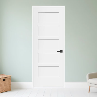 Porte intérieure standard en bois massif apprêté à 5 panneaux sans trou