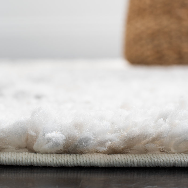 Tapis gris / ivoire à motif abstrait Mena, Carré 6 pi 7 po