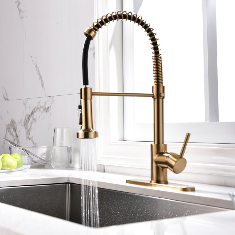 Robinet de lavabo de cuisine en or brossé, robinet de cuisine à levier unique, à tirer vers le bas, facile à installer, sans plombier nécessaire