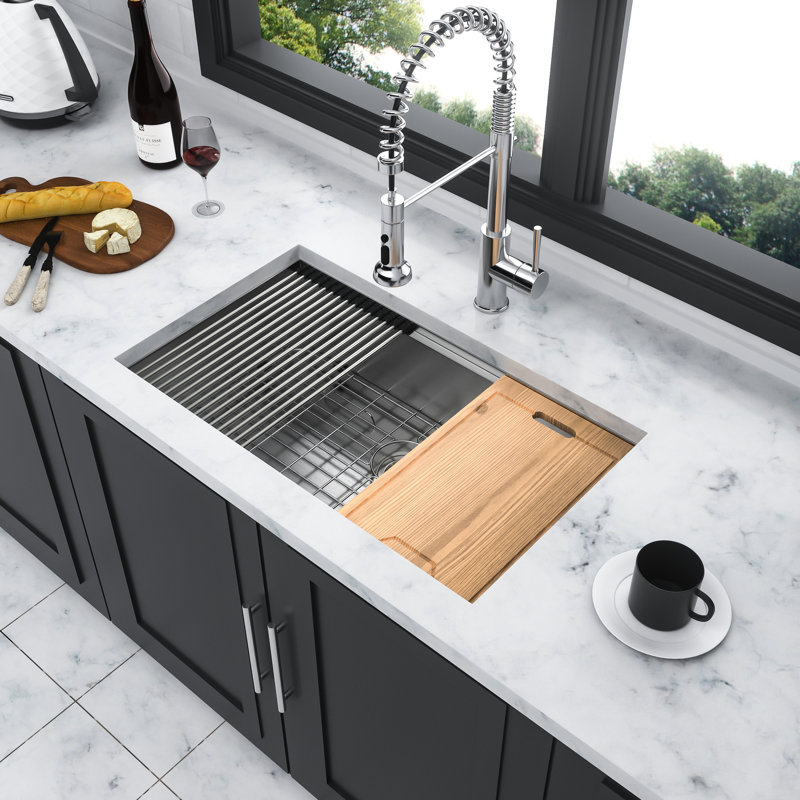 18 Gauge Stainless Steel 33*19*9 Inch Undermount Kitchen Sink, Workstation With Front - Back Ledges For Mode Switching, X Shaped Water Flow Easy Drainage, Thick Coating To Moist, 3Mm Rubber Pad,