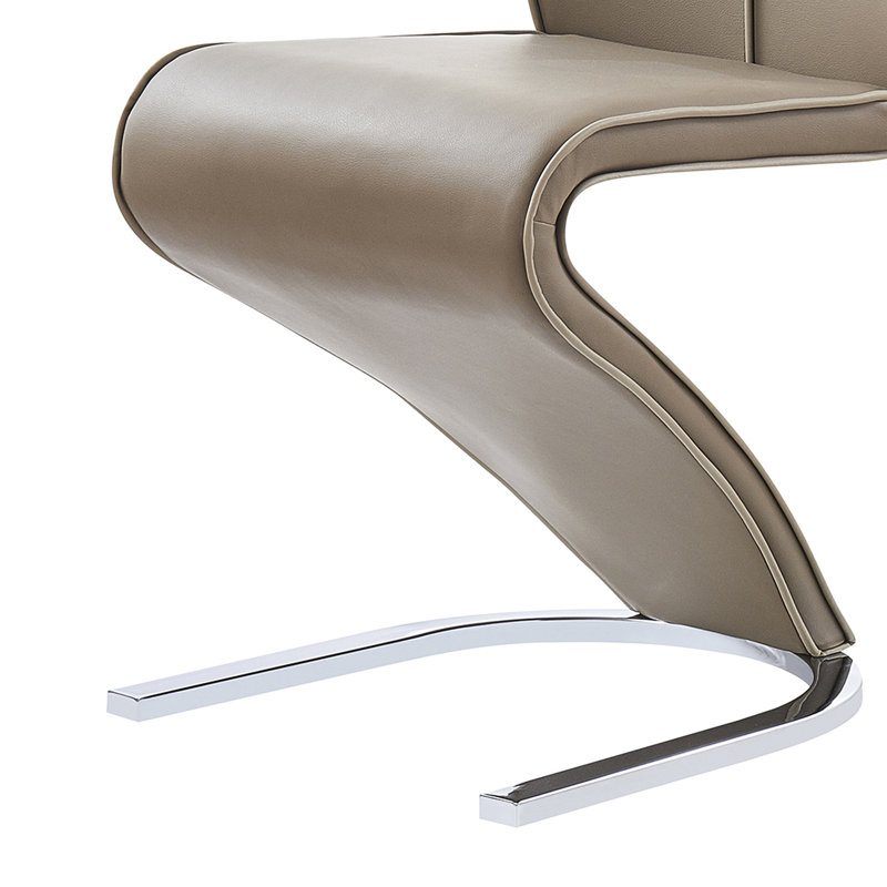 2 chaises de salle à manger brunes de style zigzag, base de chaise demi-lune en métal, rayonne de polyuréthane contemporaine, dossier uni rectangulaire, brun et beige pour le côté moderne de la pièce - brun, motif, finition, rembourrage en mousse, lingette