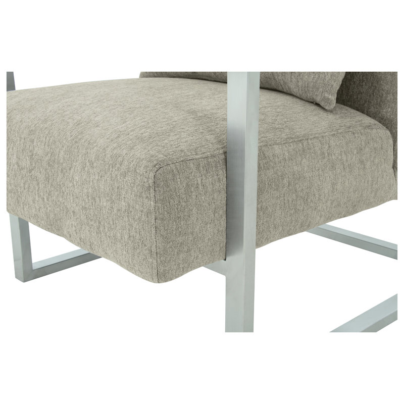 Chaise d'appoint moderne Xenith avec revêtement en lin gris et pieds en acier inoxydable brossé