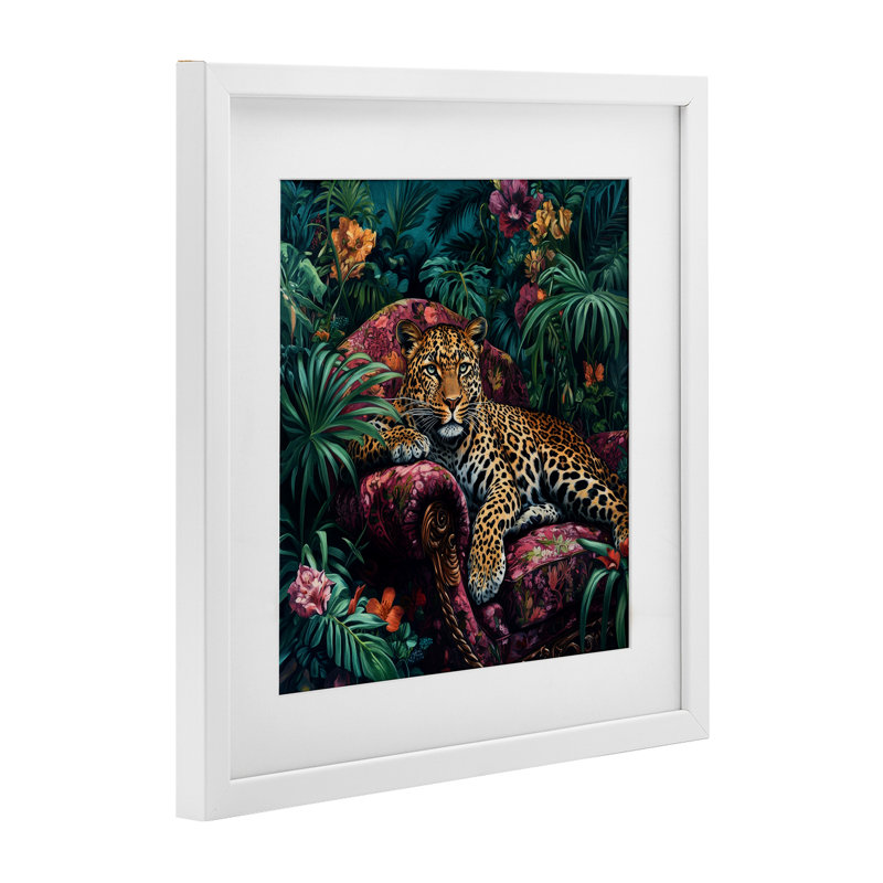 Leopard à la mode dans la jungle, reproduction encadrée sous verre, design par Petal Prints Design, H 13 po x l 13 po