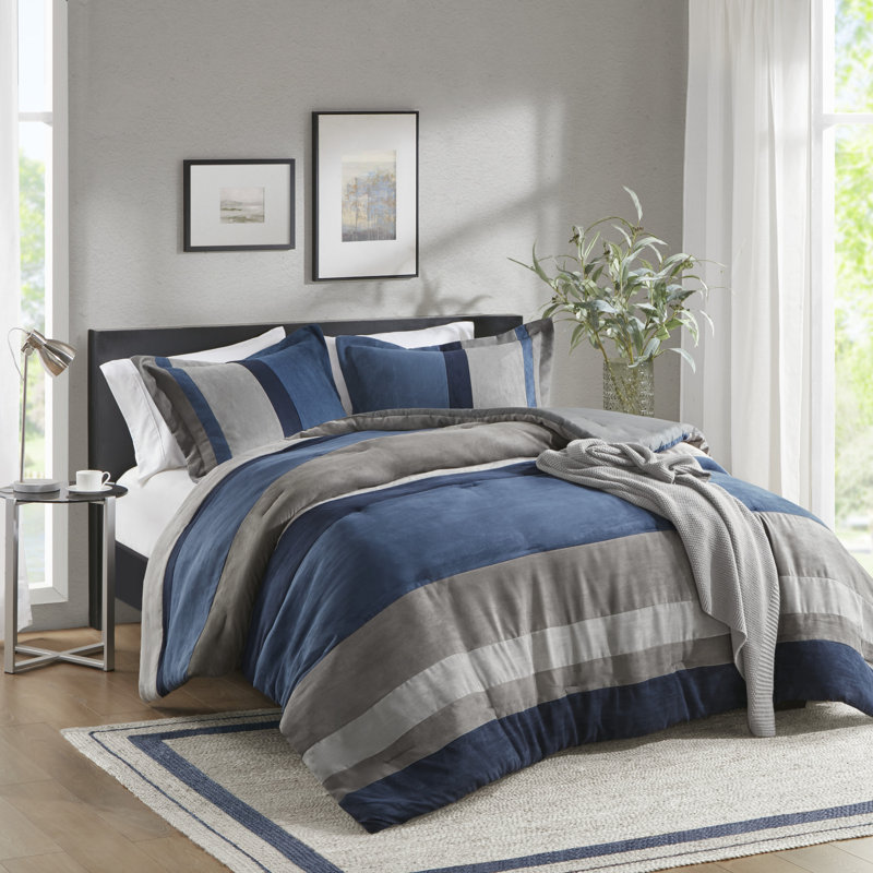 Boulder Stripe Pieced Microsuede Cozy Comforter Set, Full/Queen Comforter + 2 Standard Shams, Blue