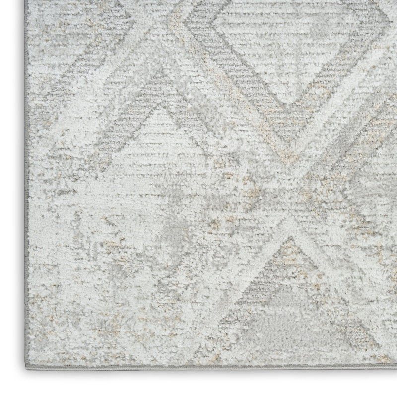 Lafever 5'3" x 7' Grey Modern Indoor Rug, Rectangle 5'3" x 7'