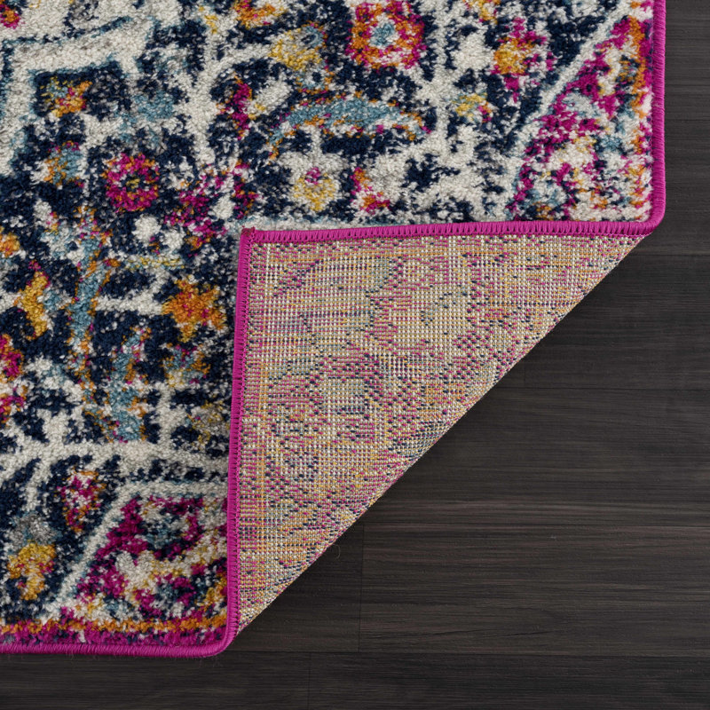 Gersu Southwestern Indoor Rug, Rectangle 7'10" x 10'