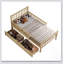 Lit plateforme simple en bois avec garde-corps et deux tiroirs de rangement spacieux, finition naturelle pour une utilisation accrue de l'espace