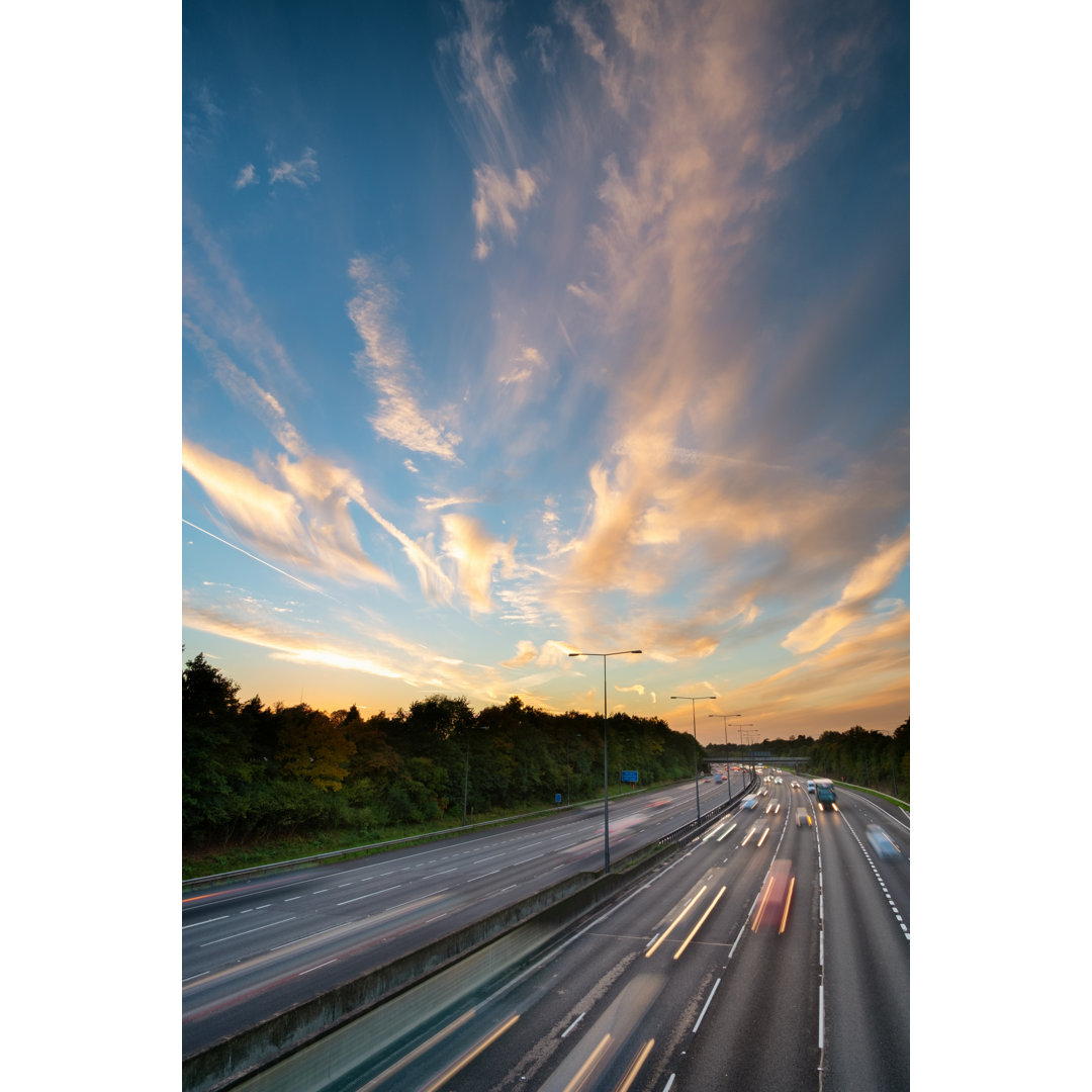 Die M40-Autobahn in Buckinghamshire von Simonbradfield - Drucken