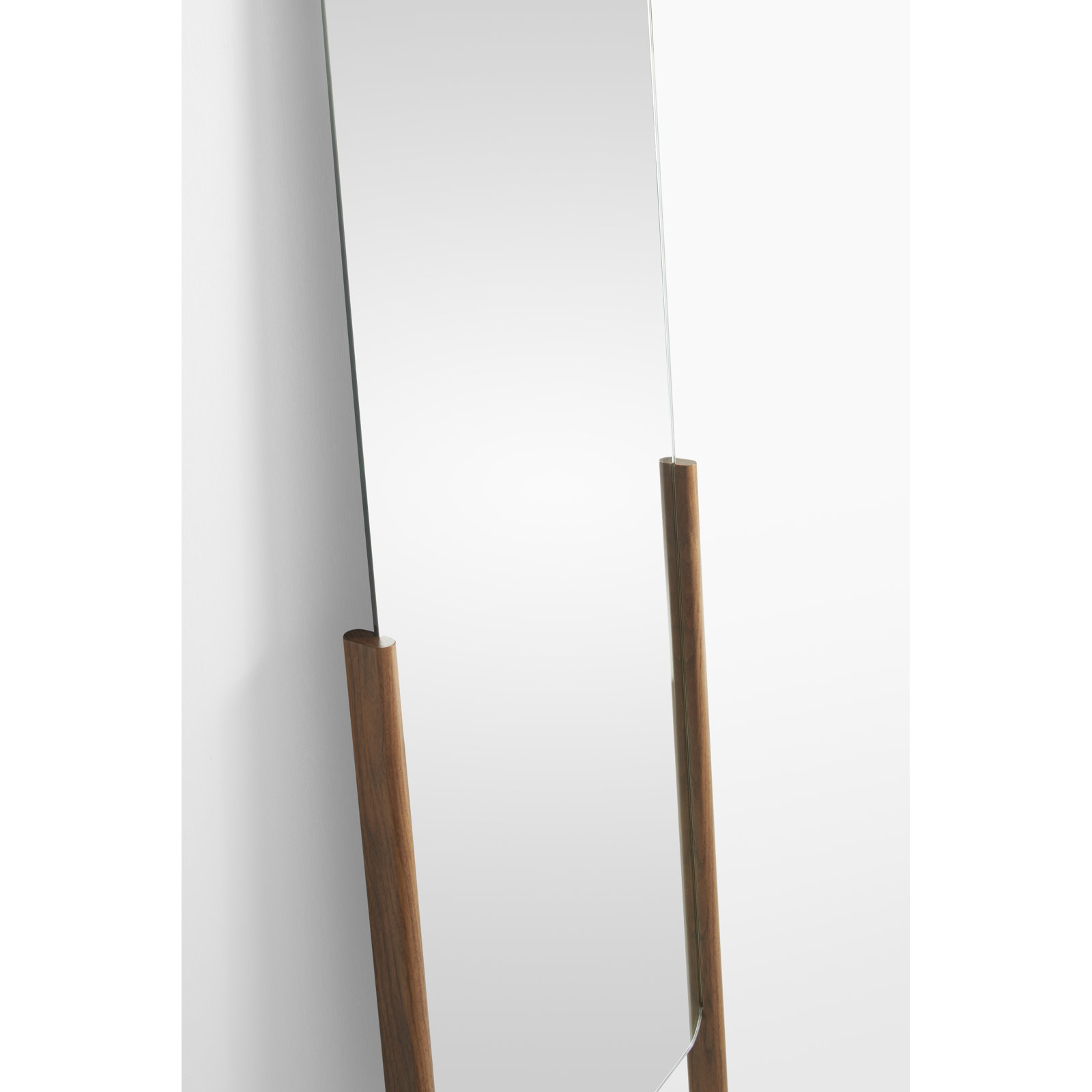 TDH 22" Walnut Full-Length Mirror, Walnut